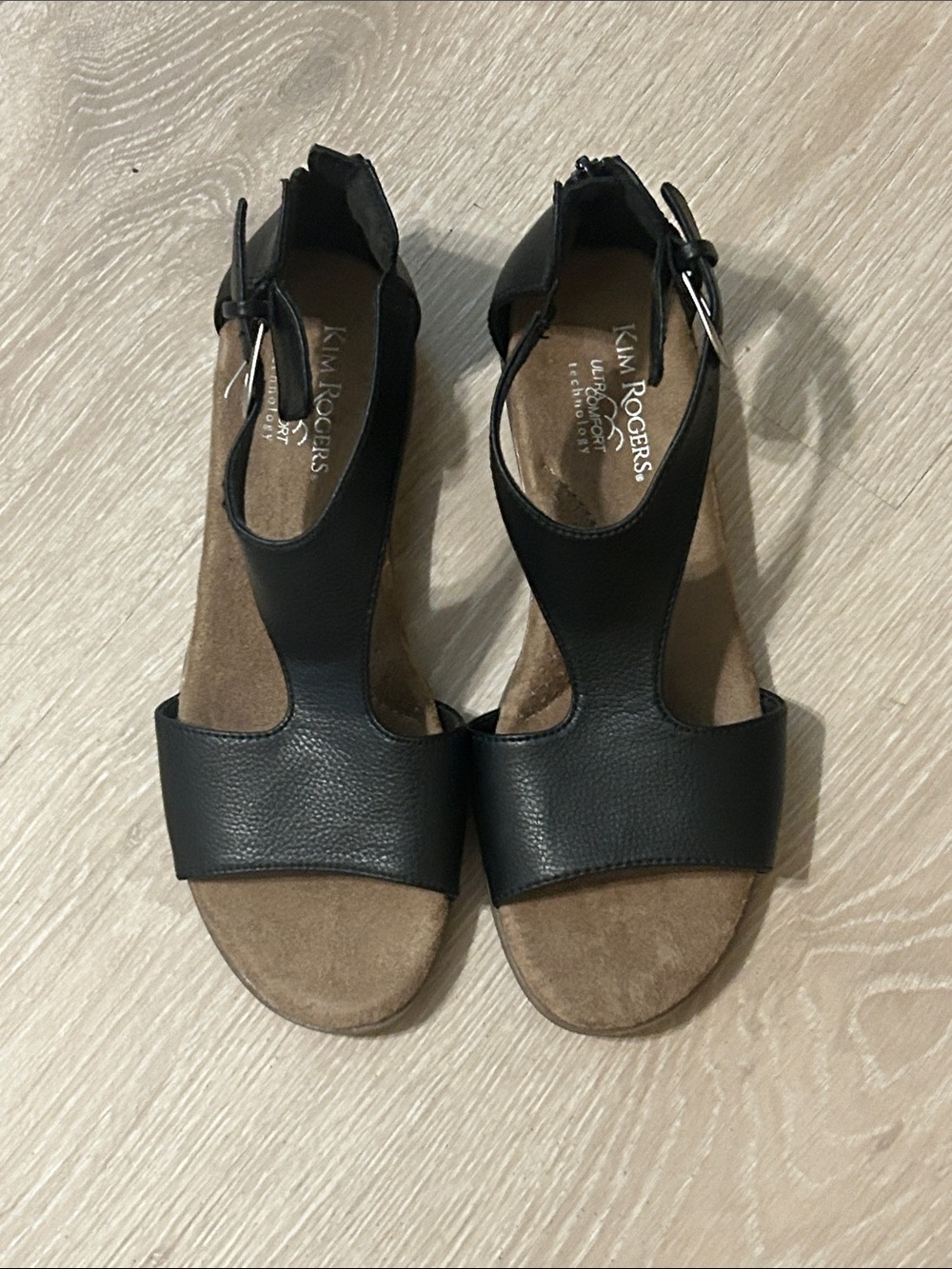 Kim Rogers Black T-Strap Open-Toe Finley Sandals Sz 8
